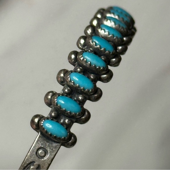 Native American Vintage Artisan Sterling+Turquoise Cuff Bracelet - Picture 9 of 12